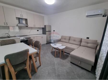 Appartamento 2+1 in affitto in Via Riza Cerova