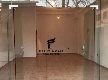 SHOP FOR RENT 15M2 BARDHYL STREET 300 EURO