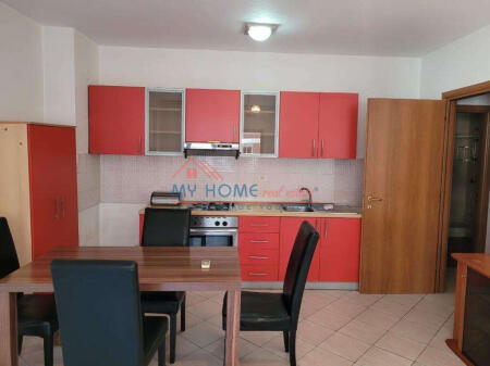 Apartament 1+1 me qera tek Stacioni i Trenit
