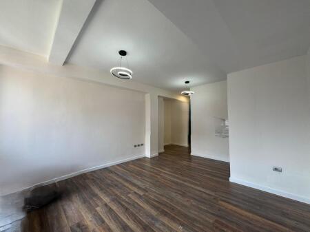 XHAMLLIKU, SHESIM APARTAMENT 1+1 !