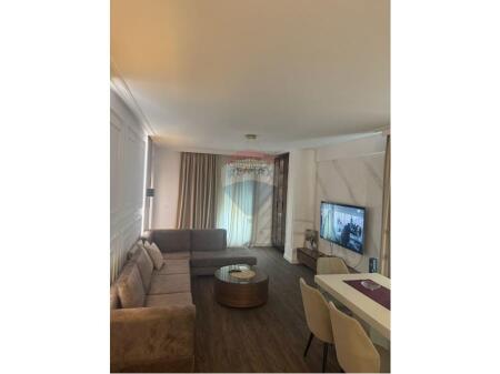 Apartament 3+1+2 me qira Zogu I Zi.