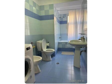 Appartamento 1+1 vicino al Pazarit te Ri, Tirana!