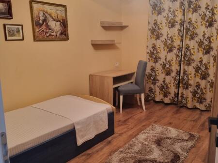 Affittasi Appartamento 2+1 a Mozaiku, vicino a 21 Dhjetori.