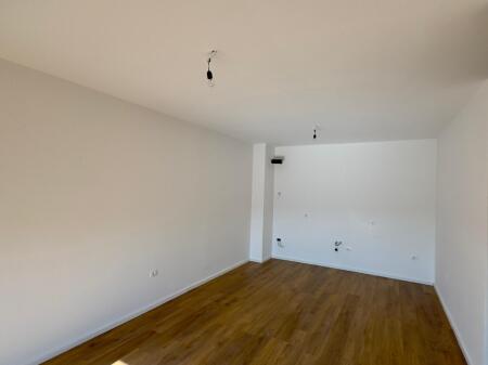 Apartment 1+1 +Balcony for rent at "Tirana Trio Tower Residence", Don Bosko - Tirana (ID 42111437)