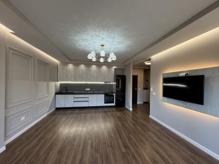 Luxurious apartment 2+1+2 for sale at Komuna e Parisit.