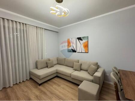 Apartament 2+1+2 për Qira – Rruga Karl Gega, Bulevardi i Ri