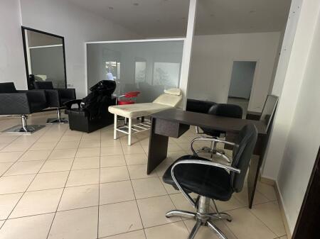 Business Premises with Property Certificate for Sale in Yzberisht.