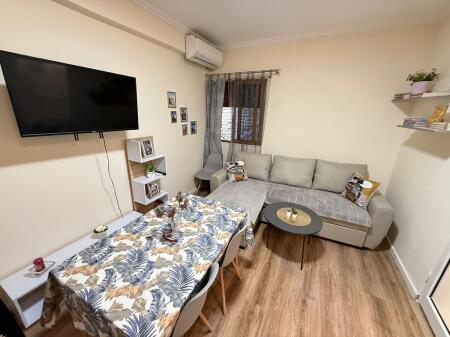 🏠 Jepet me qira Apartament 1+1 Myslym Shyri (pranë Drejtorisë së Policisë)💶 Çmimi: 600€/muaj
