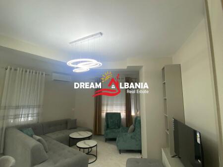 Jepet me qera apartament 2+1 prane rruges Mine Peza (42214800)
