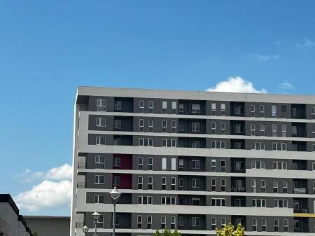 JEPET APARTAMENT ME QERA UNIVES CITY