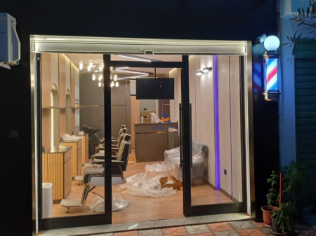 FOR RENT BUSINESS PREMISES BARBERSHOP 40M2 " KOMUNA E PARISIT" 950 EURO.