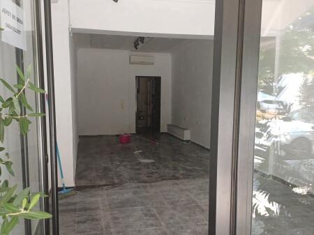 NEGOZIO IN AFFITTO 45M2 CITTÀ STUDENTI 500 EURO