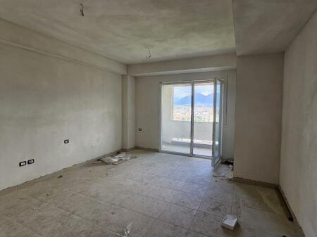 Studio apartment for sale, at Golden Park, Yzberisht.