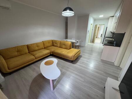 🚪Appartamento 1+1 in affitto  📍Indirizzo: Procura di Tirana  💶Prezzo 600€ al mese