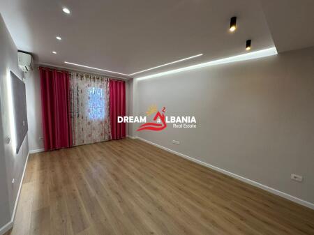 Appartamento 1+1+balcone in vendita a Kodra e Diellit vicino a Eleonora (ID 41111122)