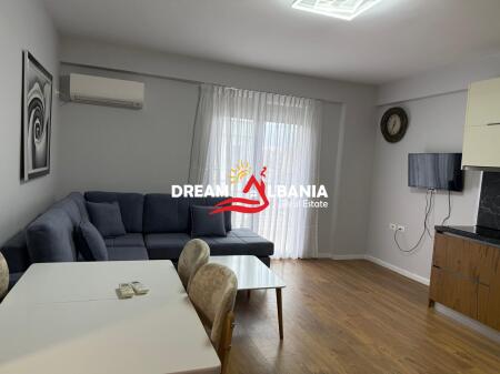 Apartament 1+1 me qera Rruga 5 Maji, prane Concord Center (ID 42111441)
