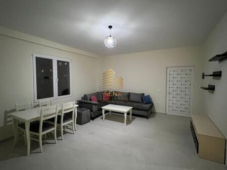 Qira, Apartament 1+1, Shkolla Bashkuar ,400 Euro/Muaj