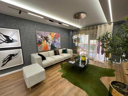Shitet Apartament 2+1+2, Liqeni i Thate