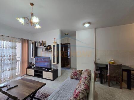 Shitet Apartament 2+1, Fusha e Aviacionit