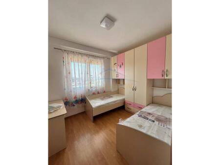 Qera, Apartament 2+1+2, Fresku, Tirane