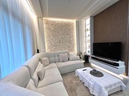 SHITET APARTAMENT 3+1+2+BALLKON – KOMPLEKSI KIKA 2, KOMUNA E PARISIT