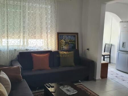 Affitto, Appartamento 1+1, Via Bardhyl, 500 Euro/Mese