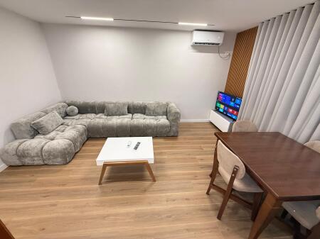 Apartament me qera 2+1 tek 21 dhjetori