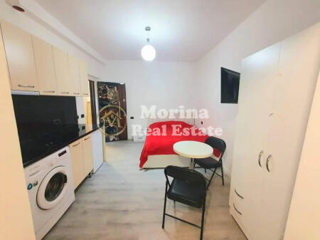 Studio apartment for rent 280 euros in Xhamllik