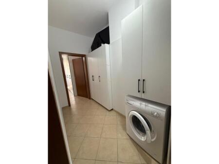 Apartament 1+1 per shitje ne hyrje te Astirit
