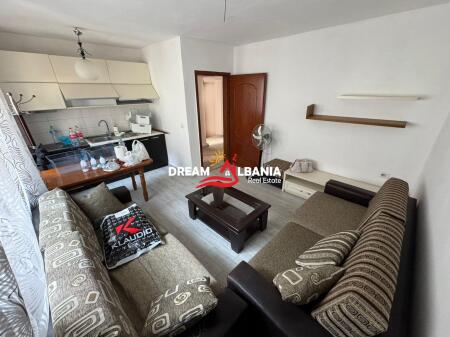 Apartament 2+1 me Qera ne Ali Dem, prane Shkolles Kushtrimi Liris (ID 4229458)