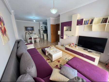 APARTAMENT 2+1 PER QIRA NE MISTO MAME !