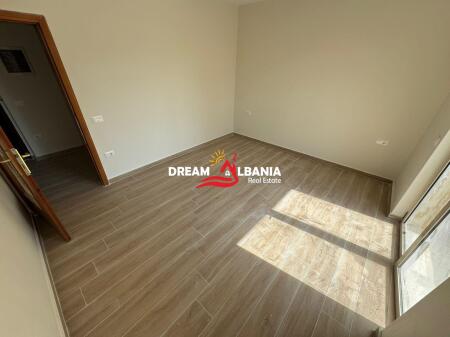Locale Ufficio ( Ap 3+1 ) in affitto in Via Durazzo (ID 42711344)
