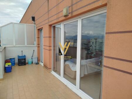 JEPET APARTAMENT 2+1+2 ME QERA NE MISTO MAME 600 EURO