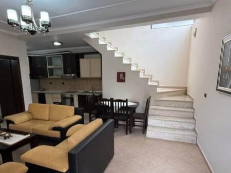 APARTAMENT ME QERA 4+1 XHAMLLIK 60.000 LEKE