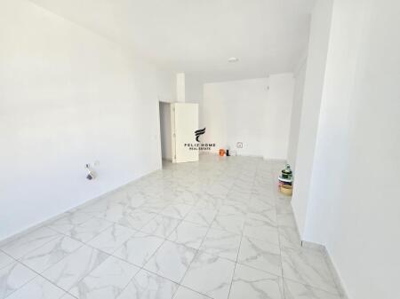 UFFICIO IN AFFITTO 111M2 21 DICEMBRE 1000 EURO