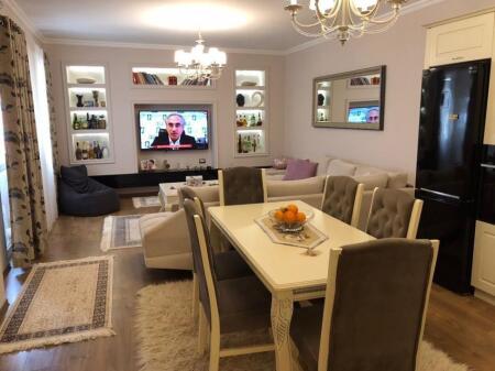 Shitet super apartment 2+1+2 ne Fresk, rr Muhamed Deliu