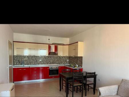 Apartament me qera 2+1