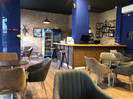 Shop for sale at the Kontakt complex in the area of the former Partizani club near the Park.