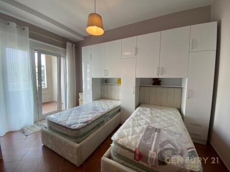 GIVE APARTMENT 2+1+PARKING IN THE PARIS MUNICIPALITY