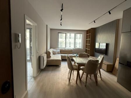 Jepet apartament 1+1 me qira tek Univere City!