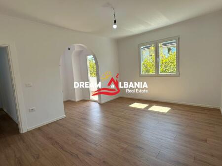 2+1 Apartment for Sale, Near Pediatrics in Tirana (ID 4129536)