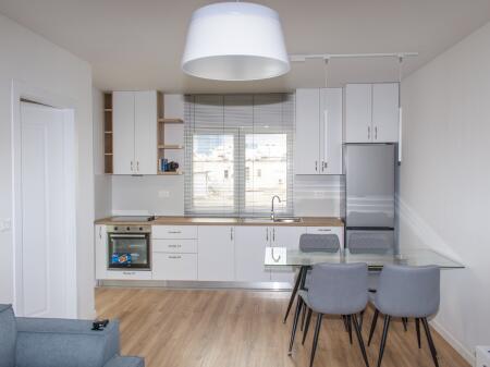 Apartament me qira 1+1 tek Rruga Mine Peza