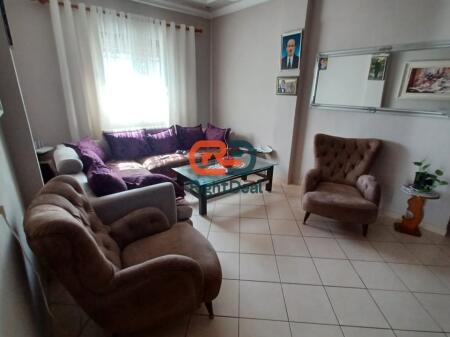 A Kombinat, Vendesi Casa Privata Con Planimetria Regolare In Vendita