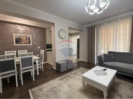 Apartament 2+1 me qira Selvia