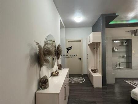 SHITET APARTAMENT 2+1 RRUGA KAVAJES 299.000 EURO