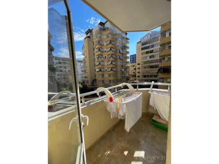 COMMUNE OF PARIS, WE SELL APARTMENT 2+1+2 !