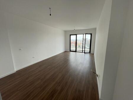 OFFICE FOR RENT 75M2 DIBRA STREET 450 EURO