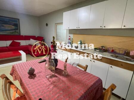 Affitto, Ingresso Privato 1+1, Myslym Shyri, 400 Euro/mese