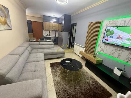 APARTAMENT ME QERA 2+1+2 ASTIR 600 EURO