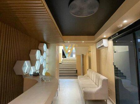 AFFITTASI NEGOZIO 90 M2 IN VIA DURRES 1.800 EURO